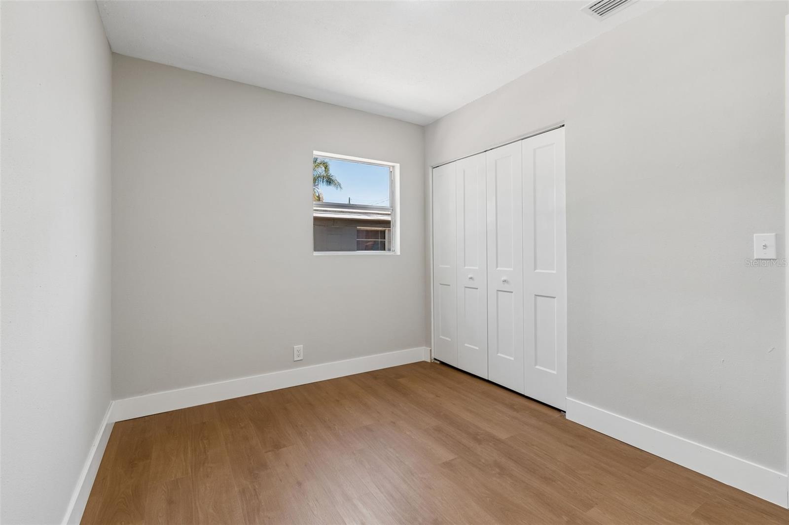 11206 N ARDEN AVE, TAMPA, FL, 33612