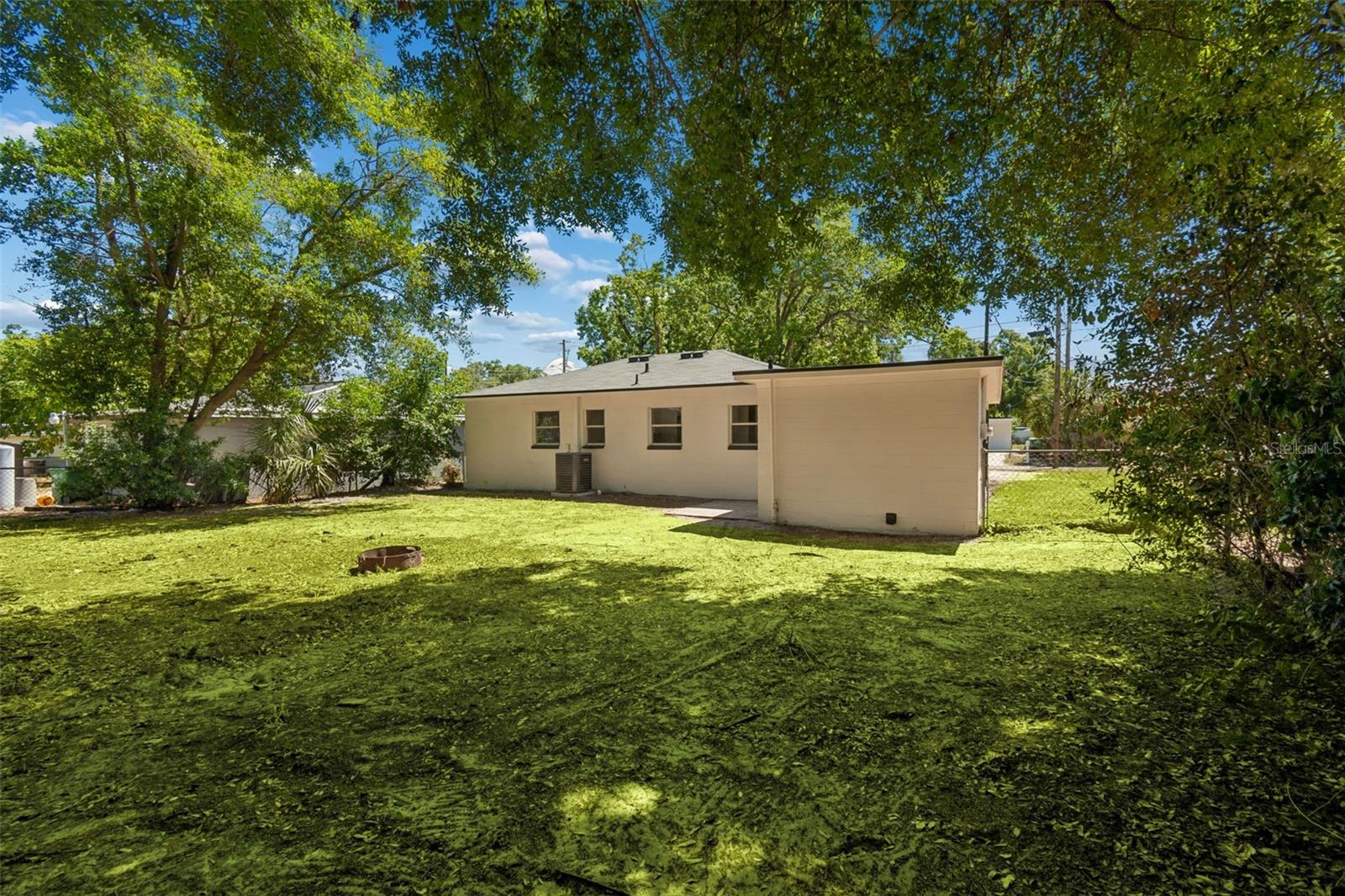 11206 N ARDEN AVE, TAMPA, FL, 33612