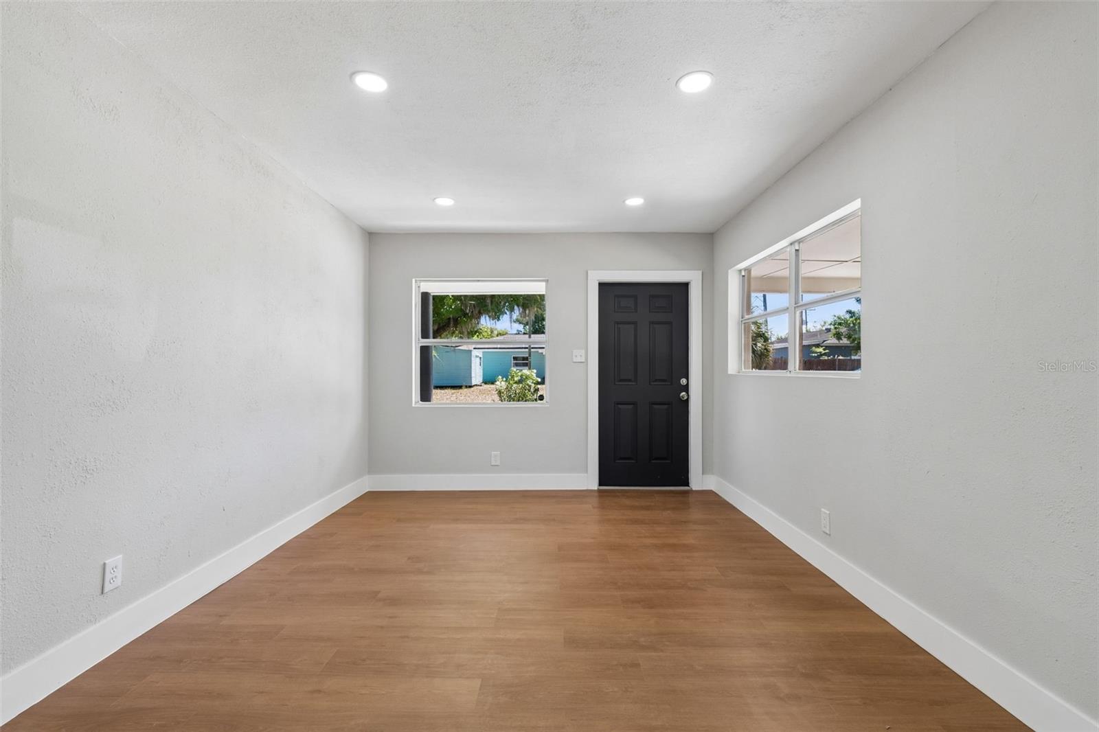 11206 N ARDEN AVE, TAMPA, FL, 33612