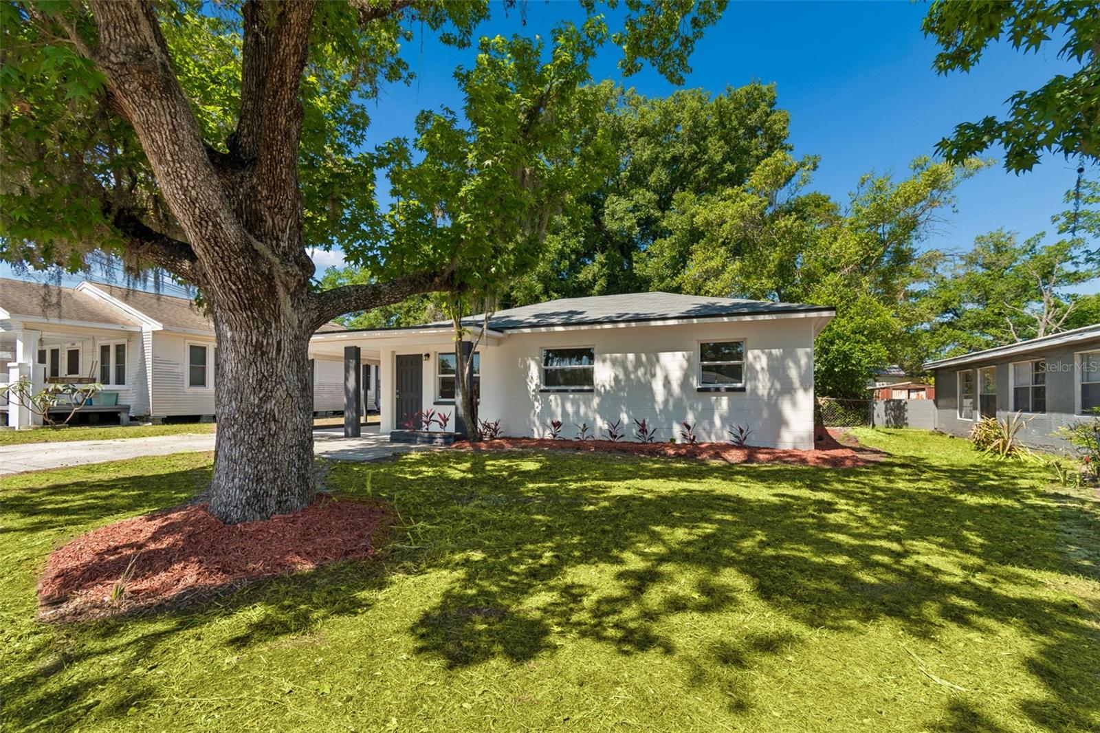 11206 N ARDEN AVE, TAMPA, FL, 33612