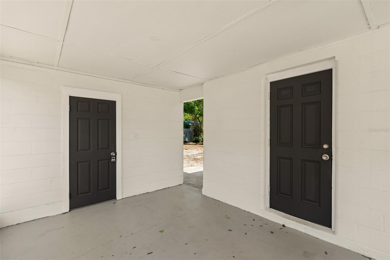 11206 N ARDEN AVE, TAMPA, FL, 33612