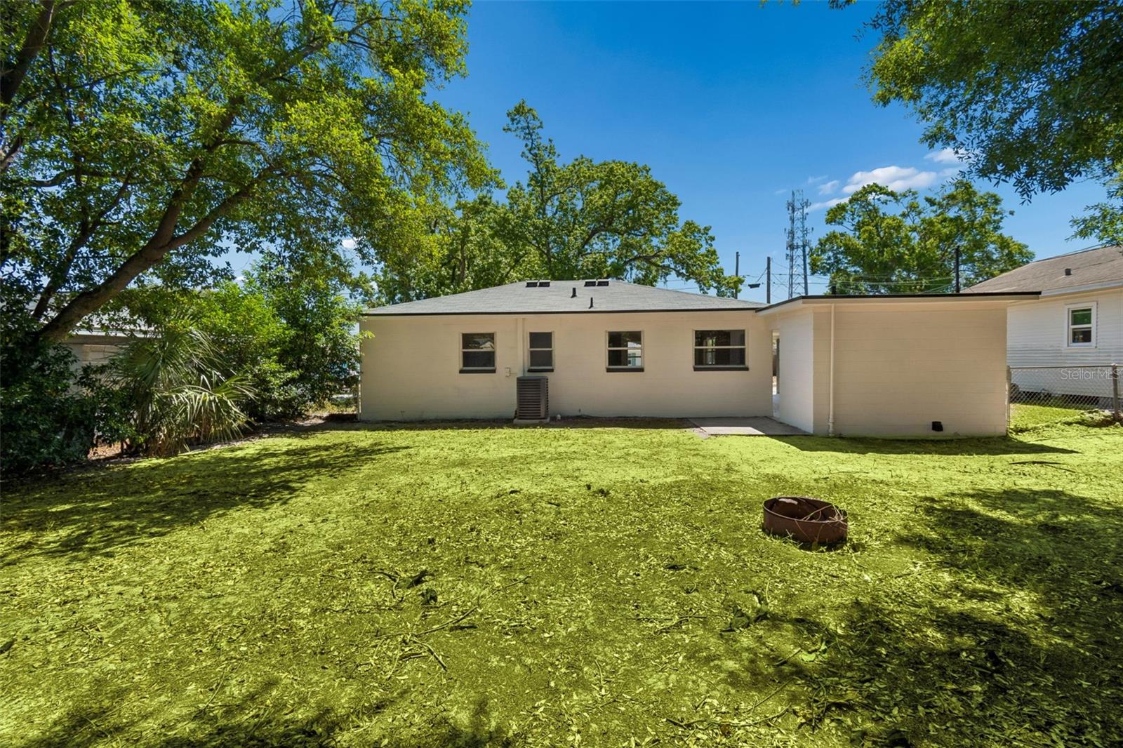 11206 N ARDEN AVE, TAMPA, FL, 33612