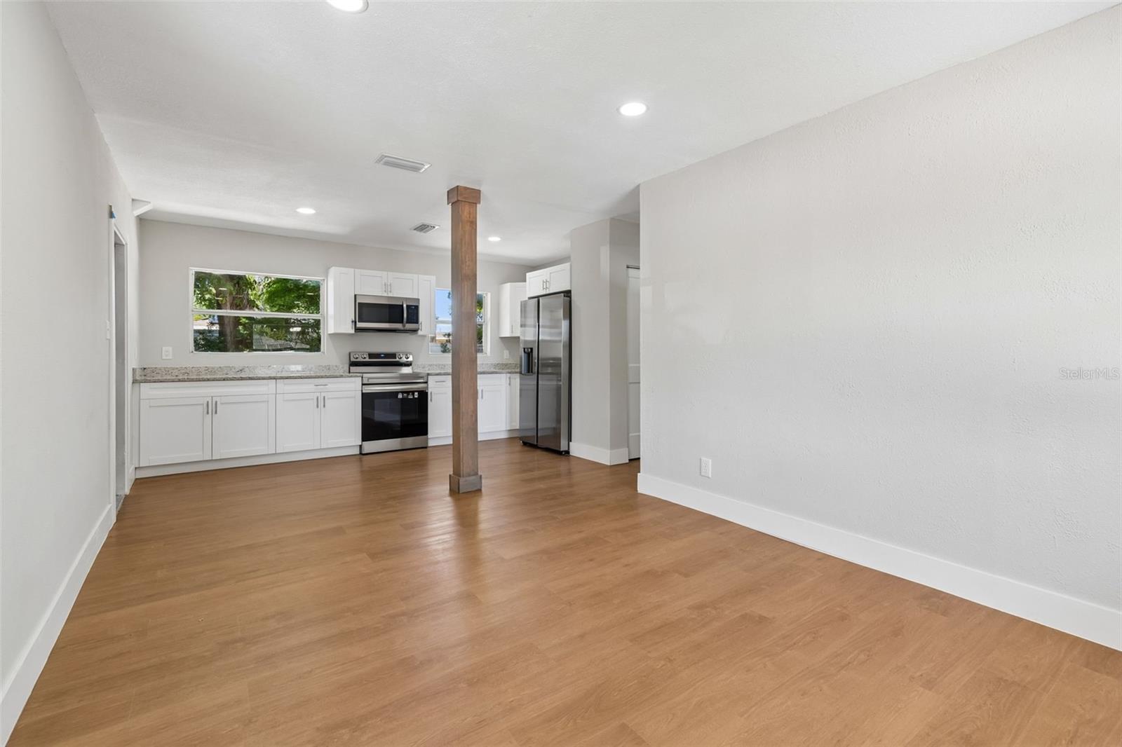 11206 N ARDEN AVE, TAMPA, FL, 33612