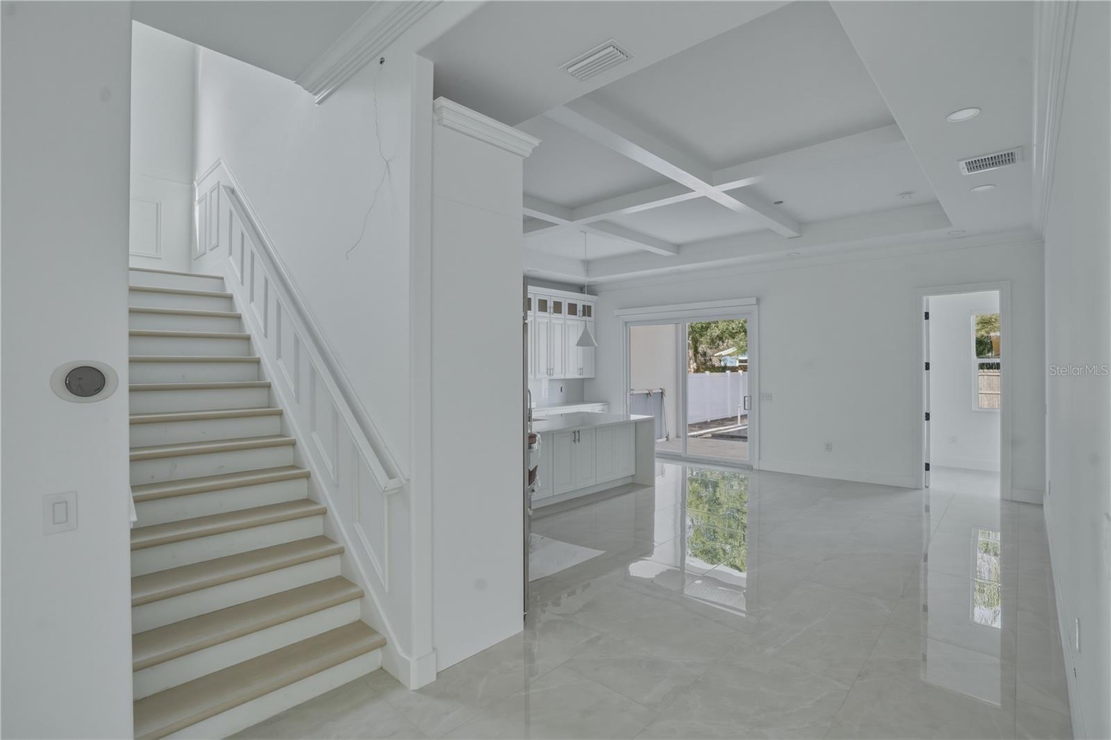 685 1ST AVE N, SAFETY HARBOR, FL, 34695