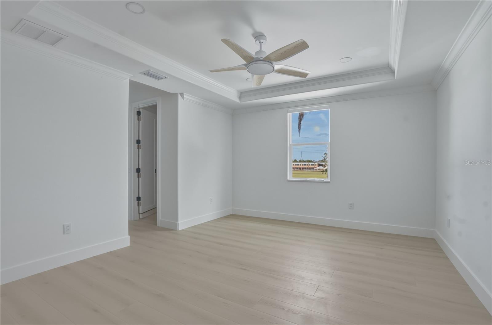 685 1ST AVE N, SAFETY HARBOR, FL, 34695