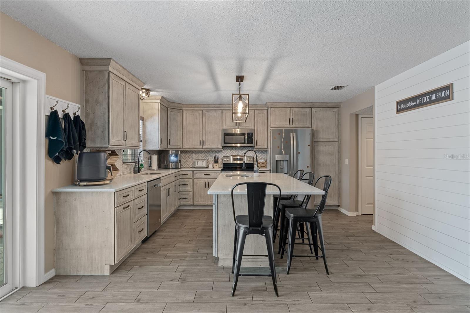 2451 DELTONA BLVD, SPRING HILL, FL, 34606