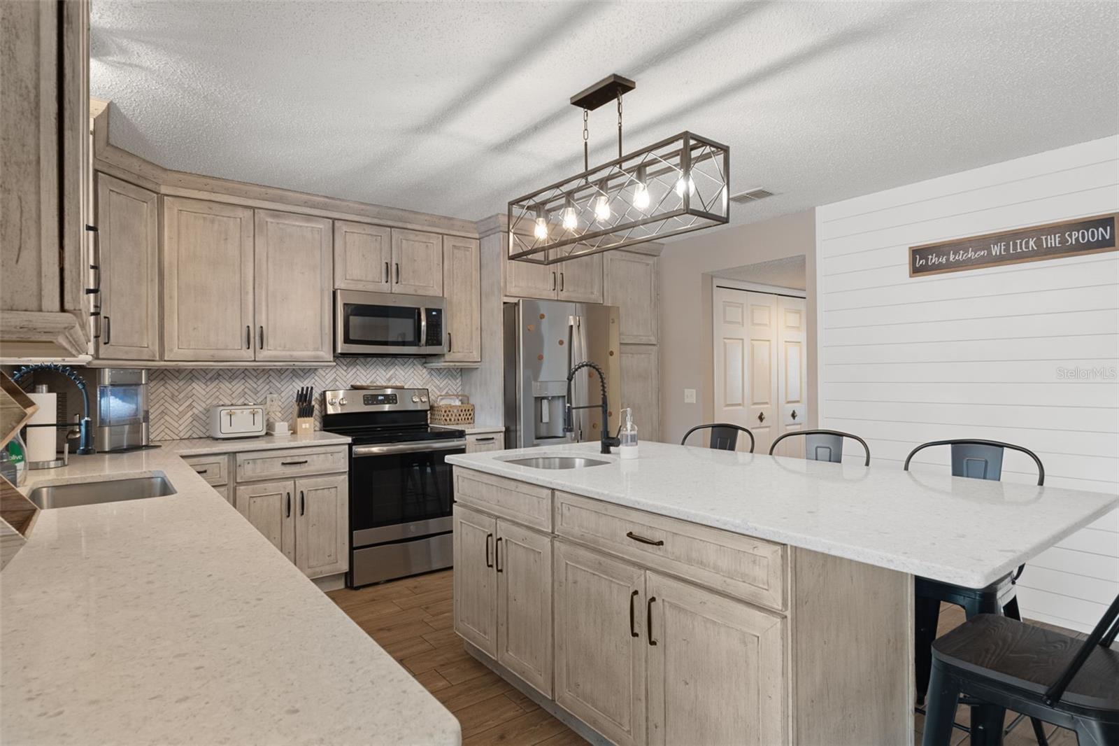 2451 DELTONA BLVD, SPRING HILL, FL, 34606