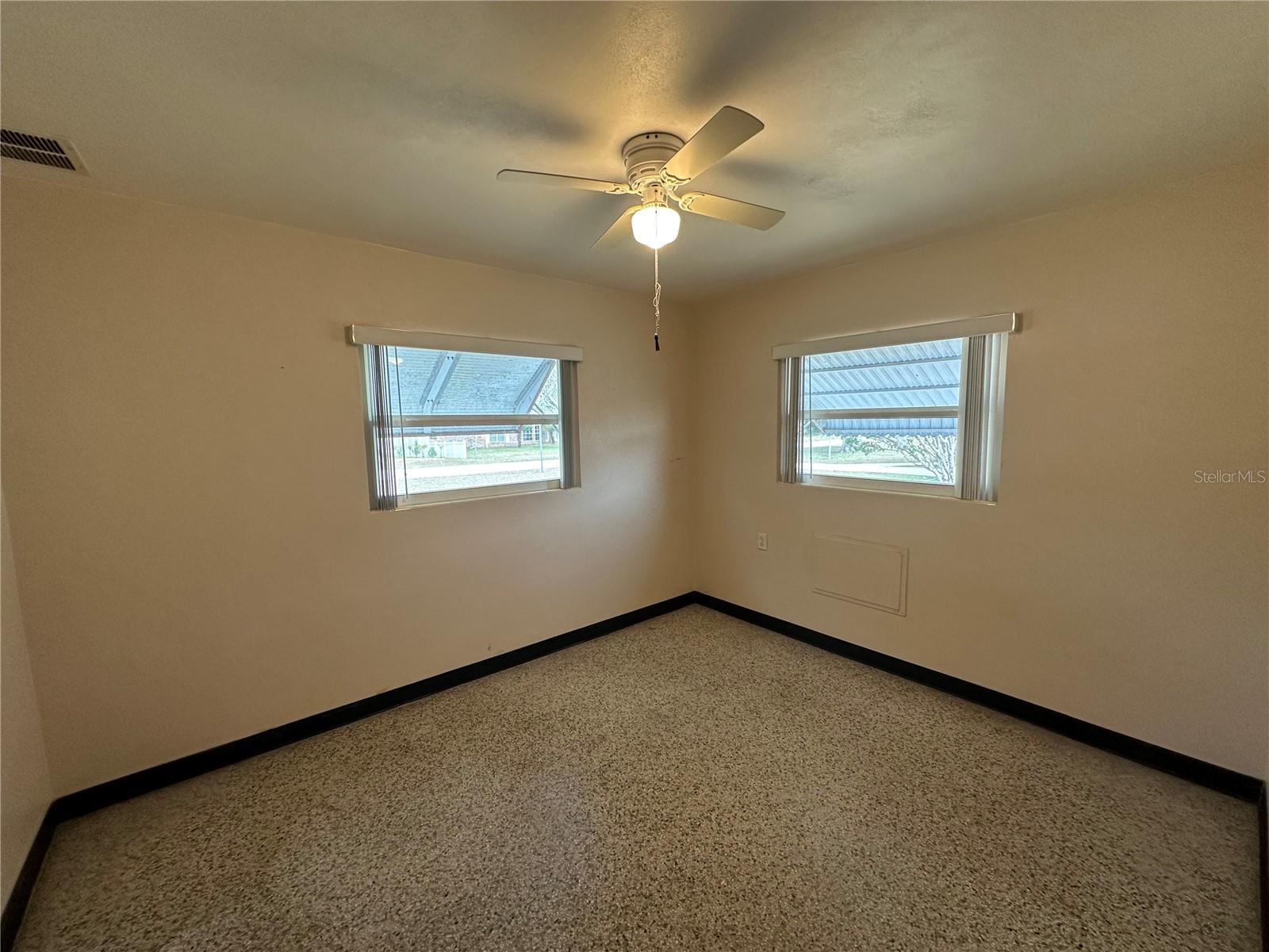9 ORCHID DR, DEBARY, FL, 32713