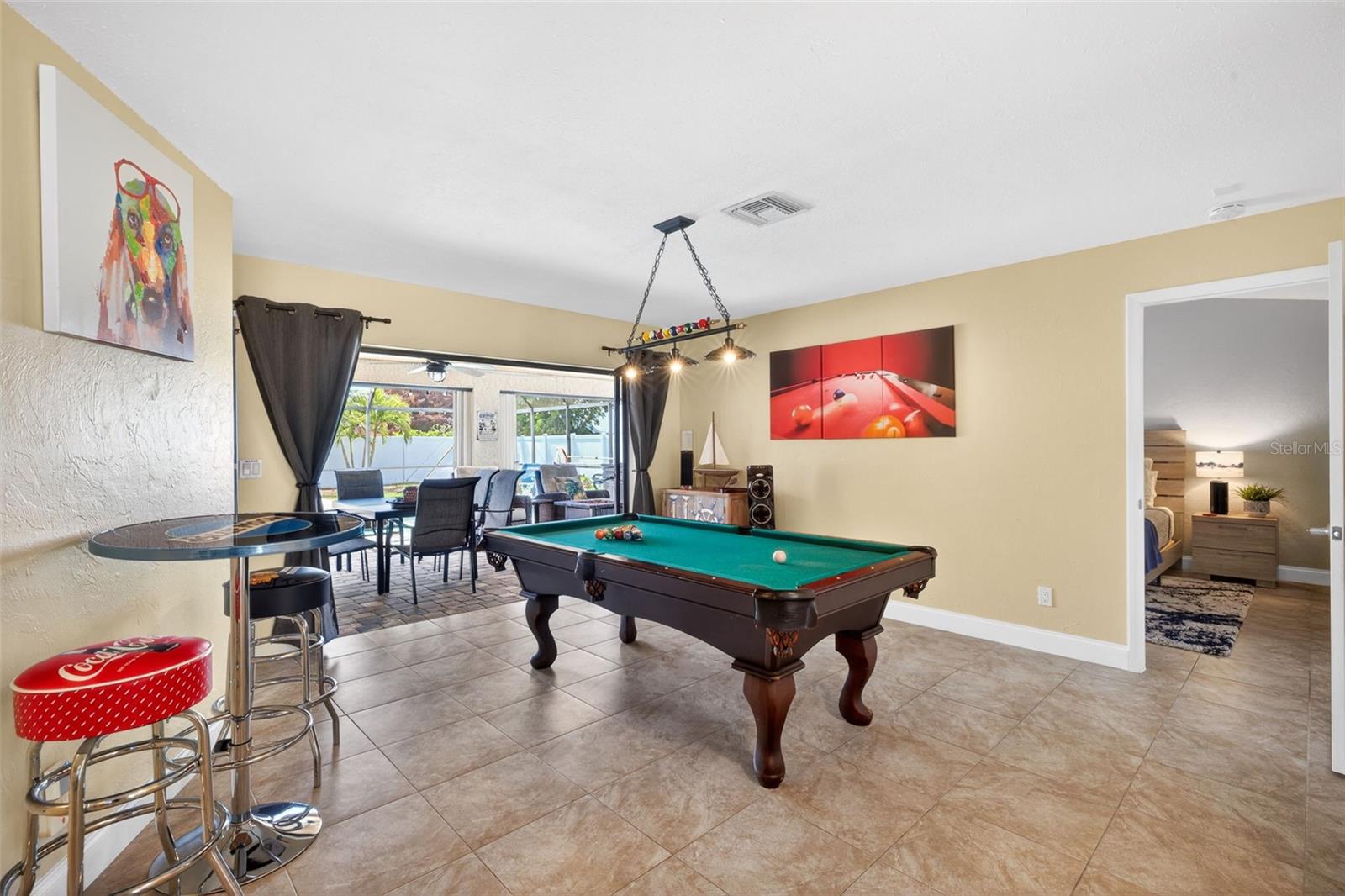 402 SW 37TH LN, CAPE CORAL, FL, 33914