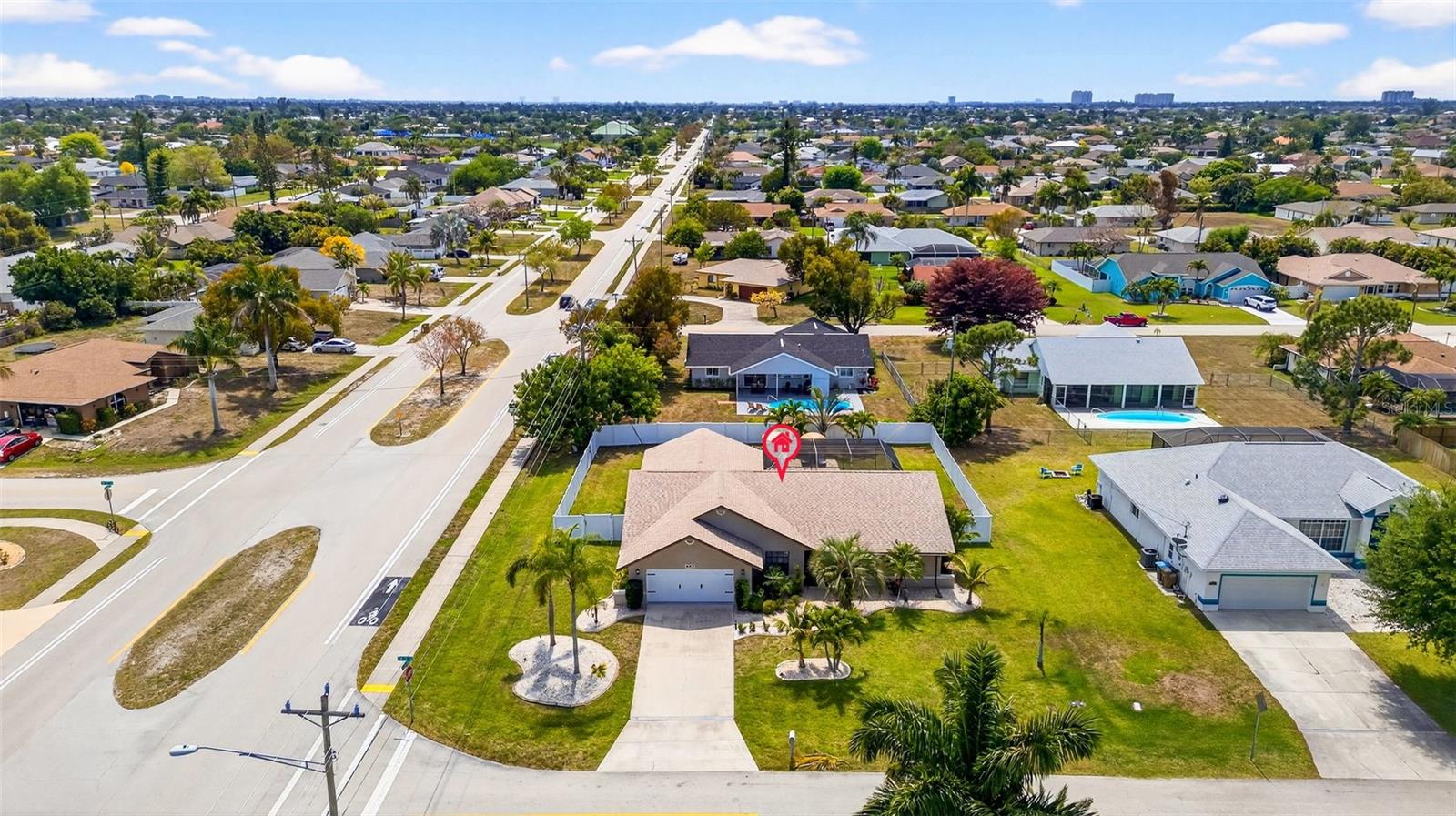402 SW 37TH LN, CAPE CORAL, FL, 33914