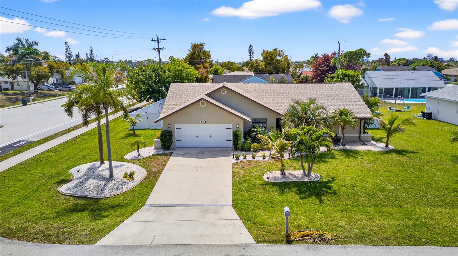 402 SW 37TH LN, CAPE CORAL, FL, 33914