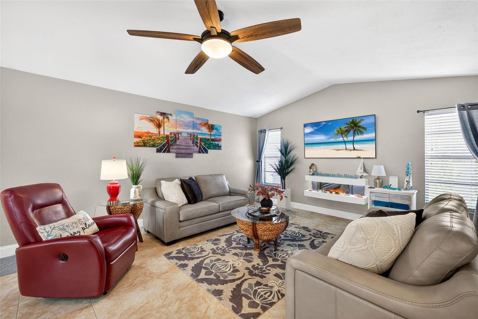 402 SW 37TH LN, CAPE CORAL, FL, 33914