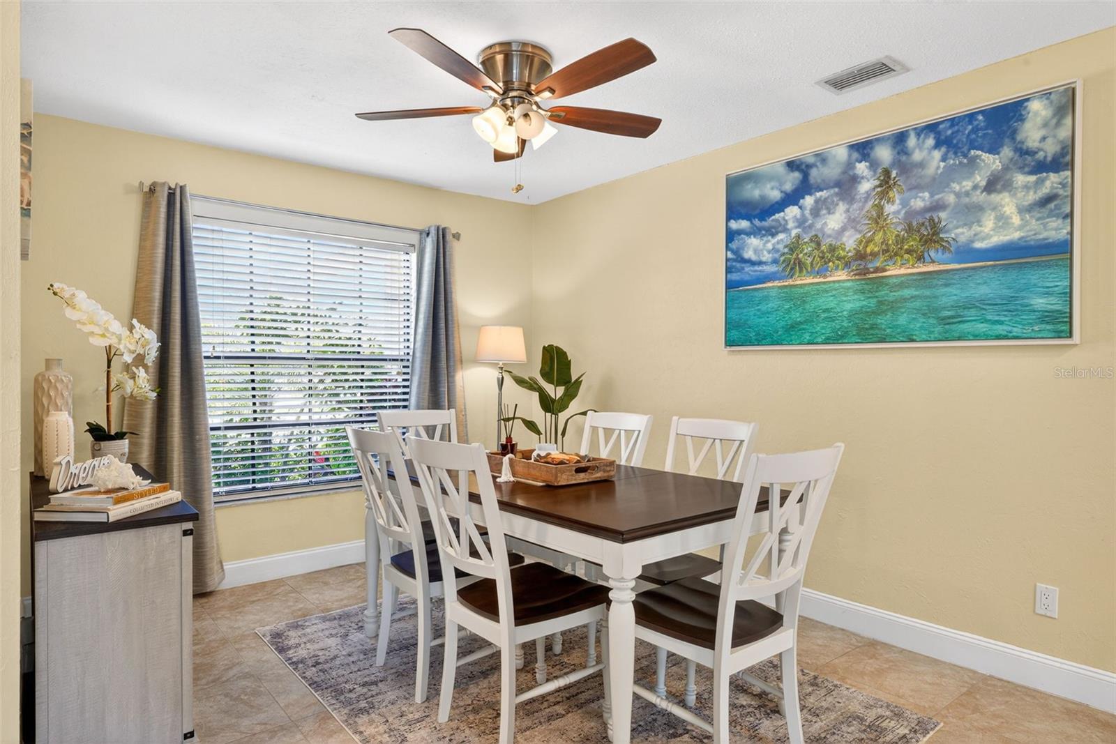 402 SW 37TH LN, CAPE CORAL, FL, 33914
