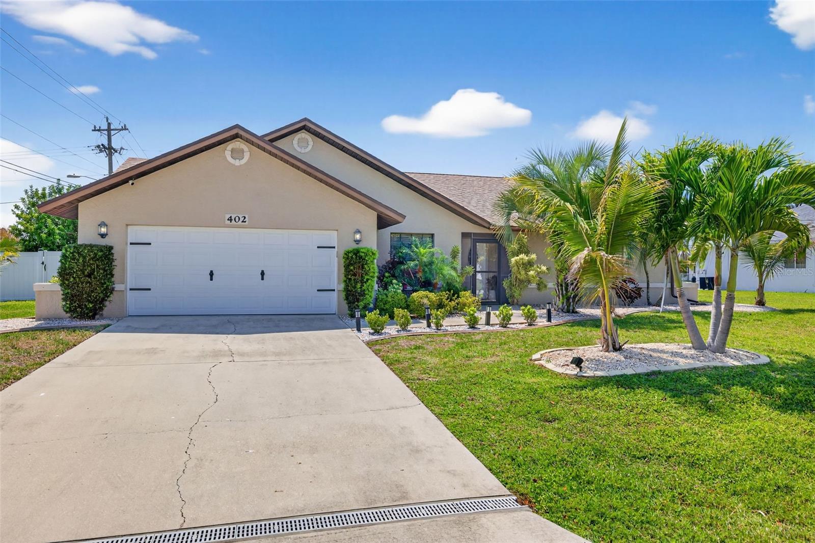 402 SW 37TH LN, CAPE CORAL, FL, 33914