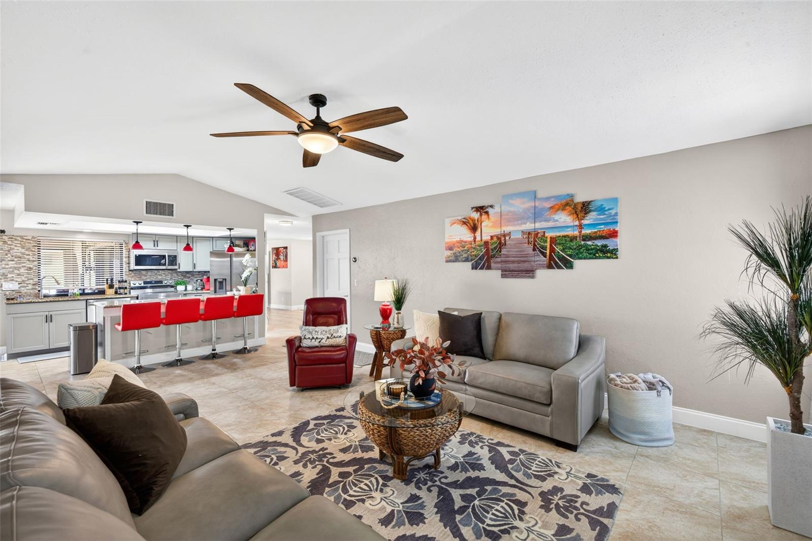 402 SW 37TH LN, CAPE CORAL, FL, 33914