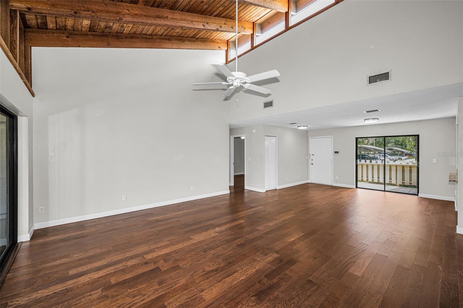 160 JAMES CT, OLDSMAR, FL, 34677