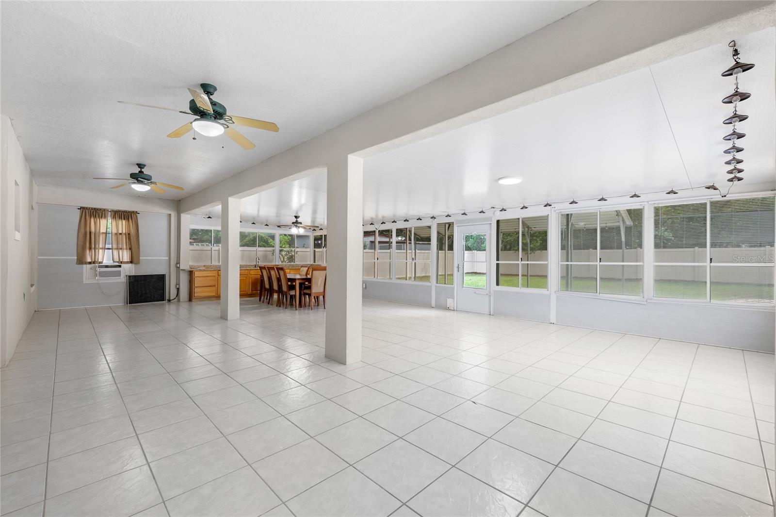 1557 BLACKWOOD AVE, GOTHA, FL, 34734