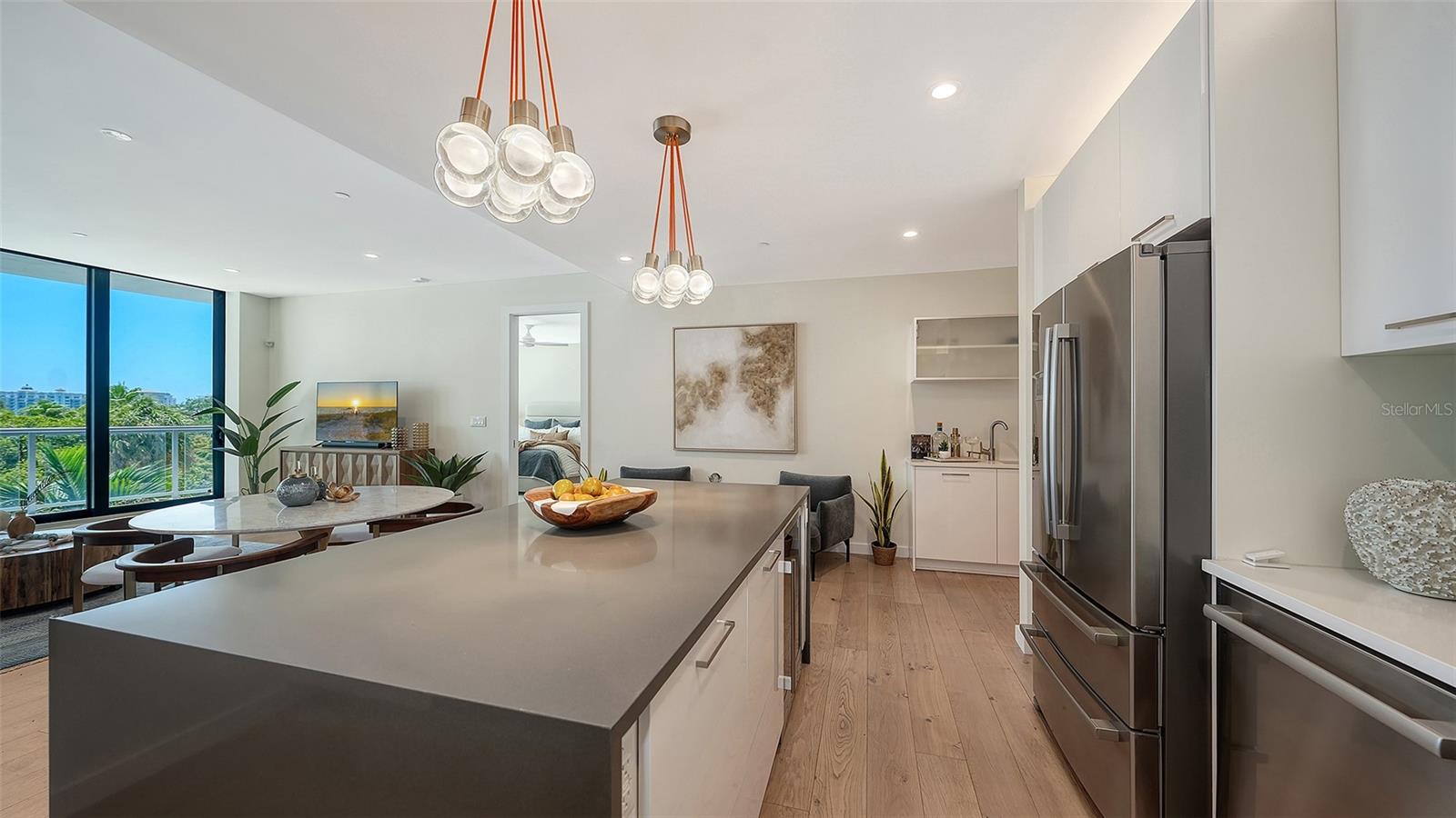 300 S PINEAPPLE AVE #302, SARASOTA, FL, 34236