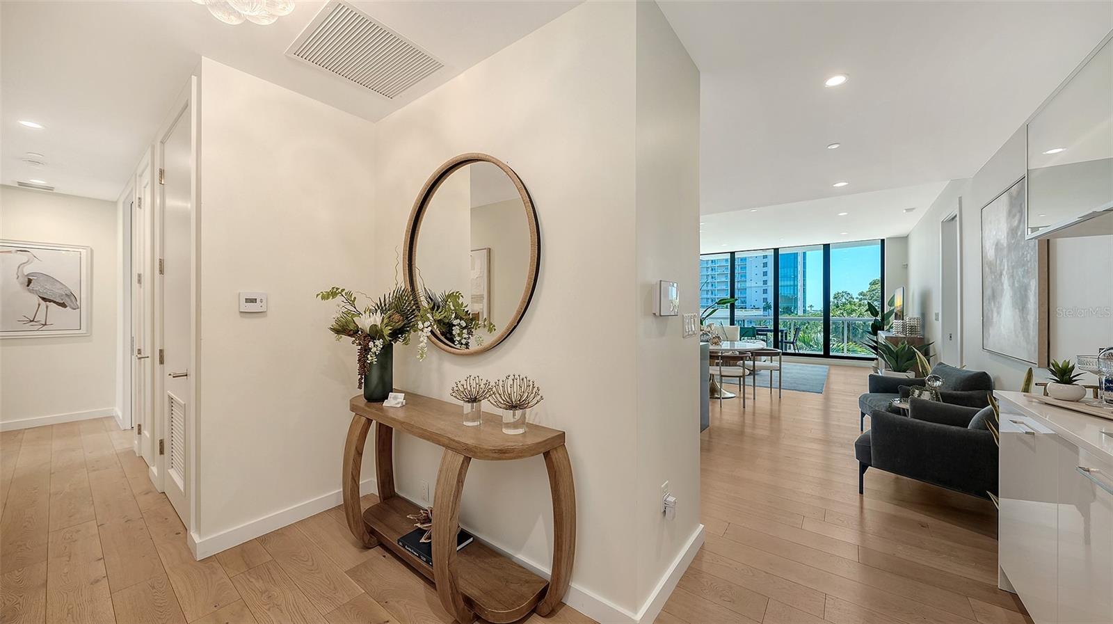 300 S PINEAPPLE AVE #302, SARASOTA, FL, 34236