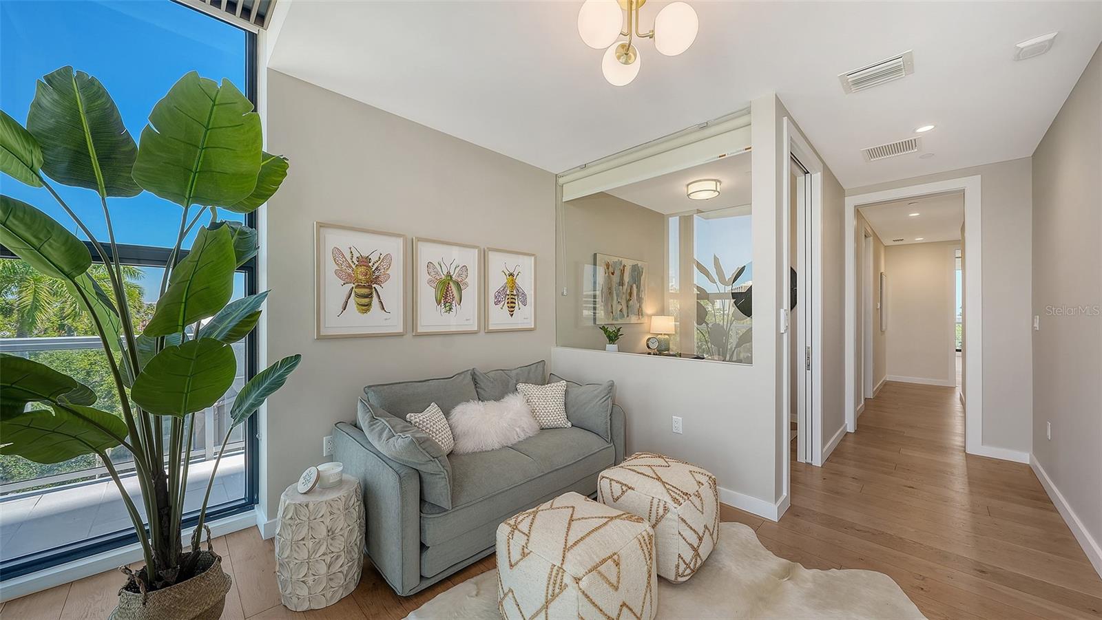 300 S PINEAPPLE AVE #302, SARASOTA, FL, 34236