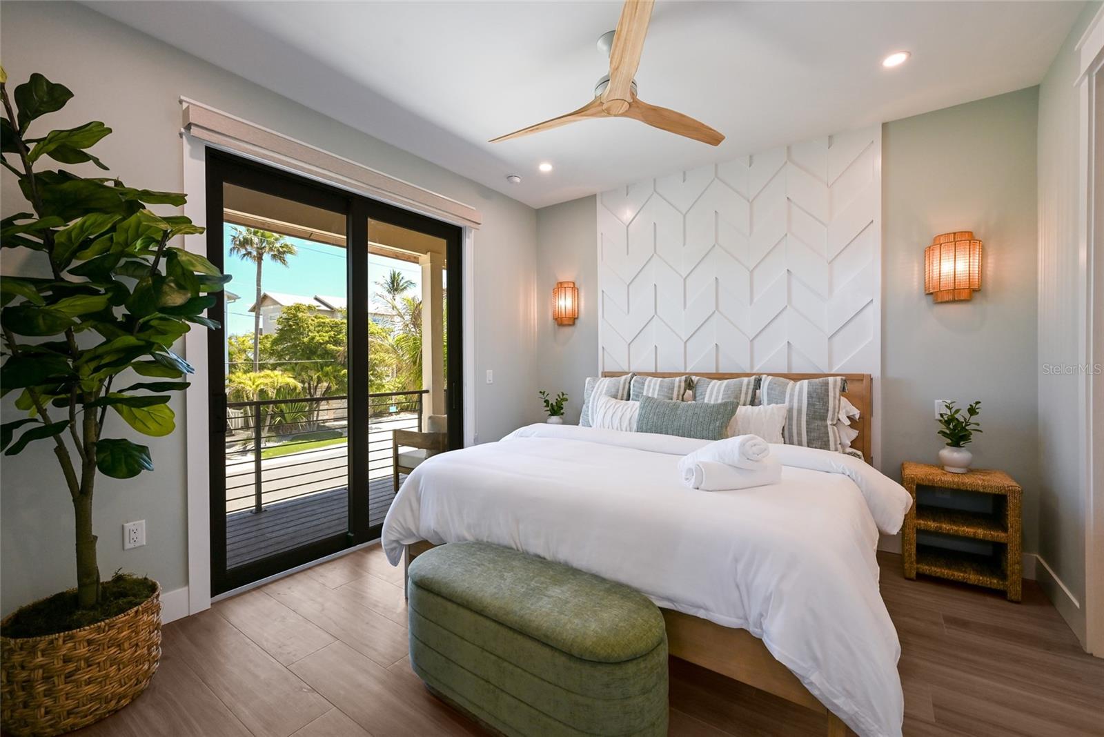513 N BAY BLVD, ANNA MARIA, FL, 34216
