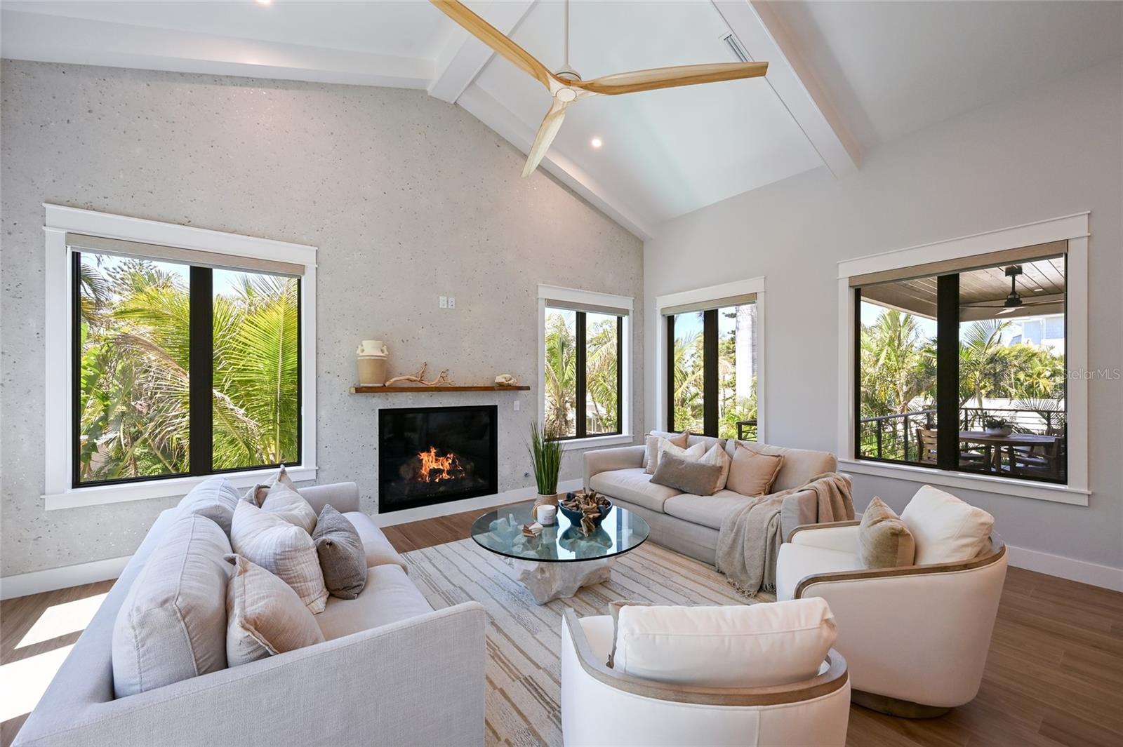513 N BAY BLVD, ANNA MARIA, FL, 34216