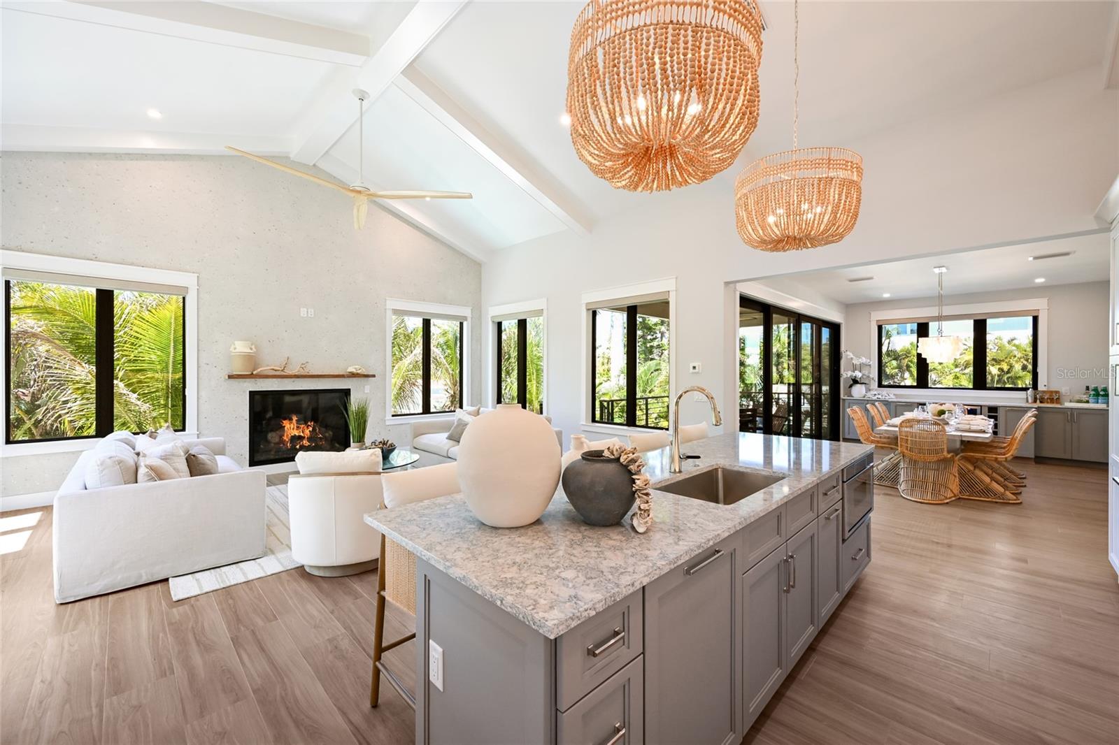 513 N BAY BLVD, ANNA MARIA, FL, 34216