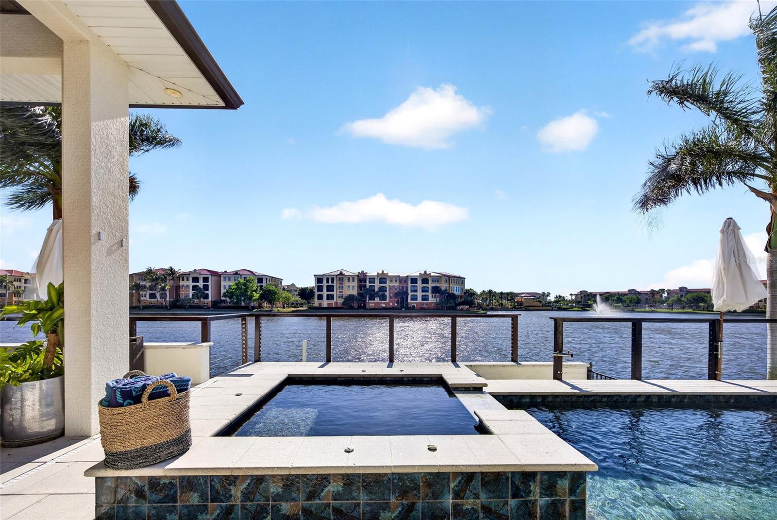 125 COLONY POINT DR, PUNTA GORDA, FL, 33950