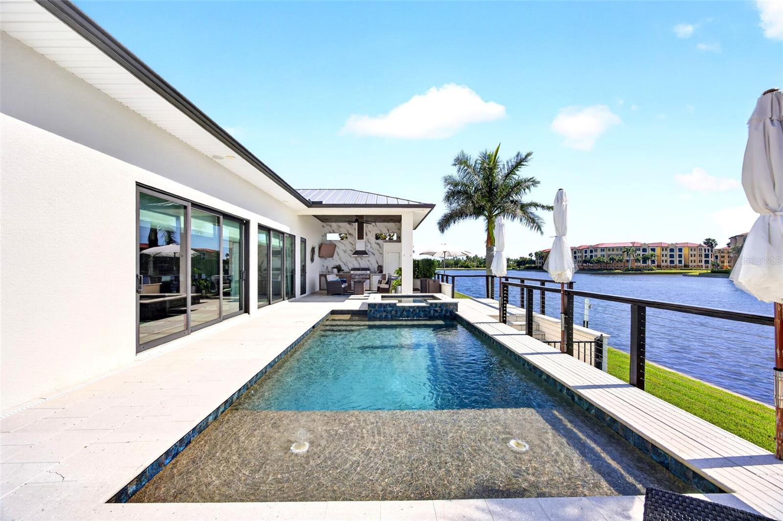 125 COLONY POINT DR, PUNTA GORDA, FL, 33950