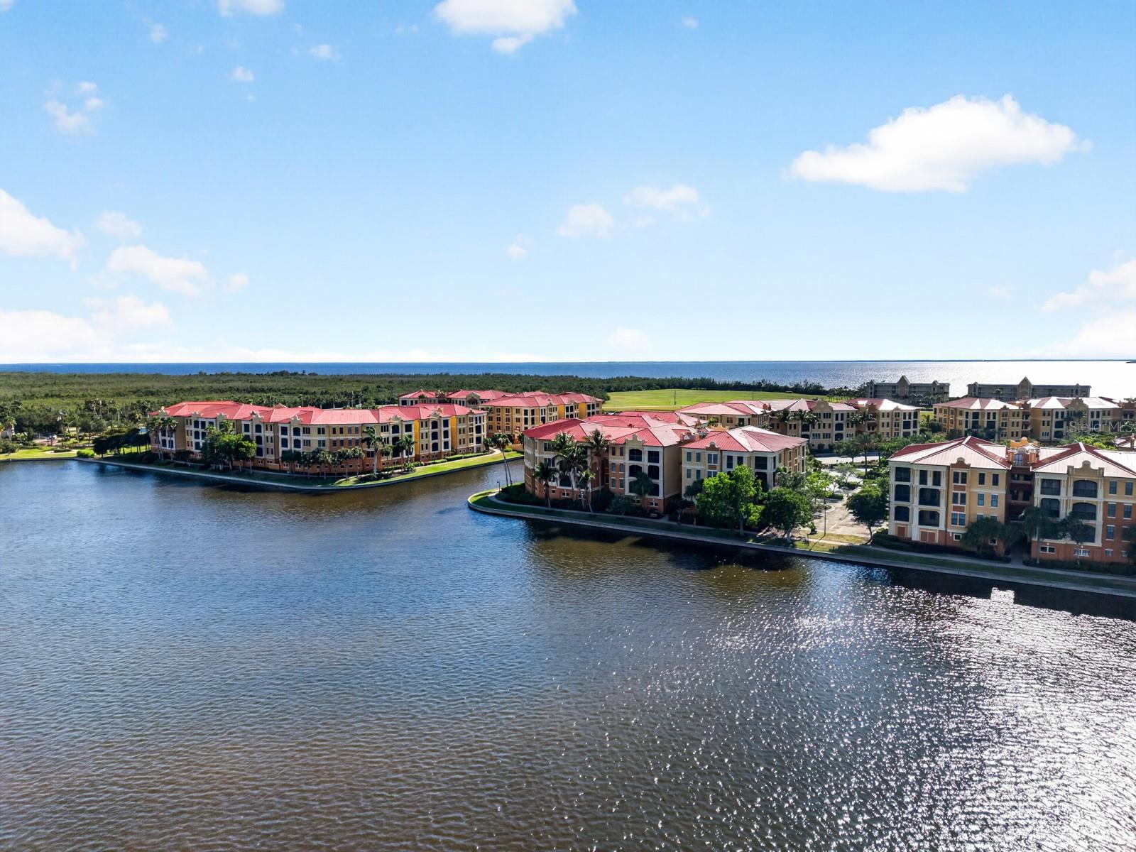 125 COLONY POINT DR, PUNTA GORDA, FL, 33950