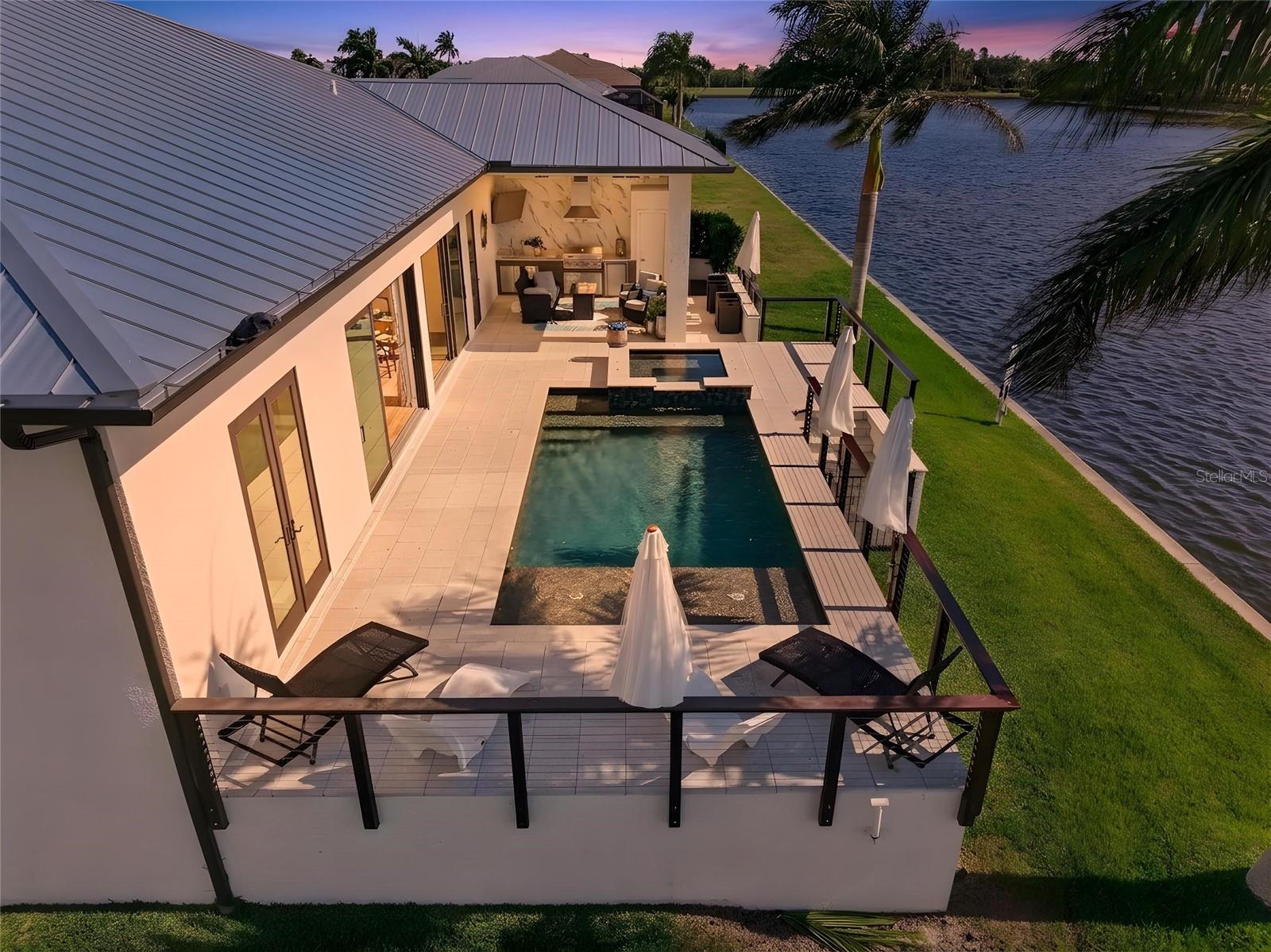 125 COLONY POINT DR, PUNTA GORDA, FL, 33950