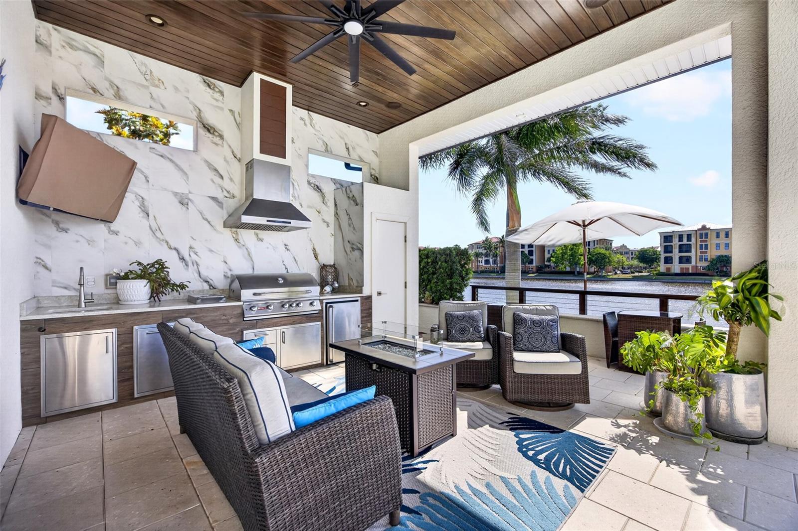 125 COLONY POINT DR, PUNTA GORDA, FL, 33950