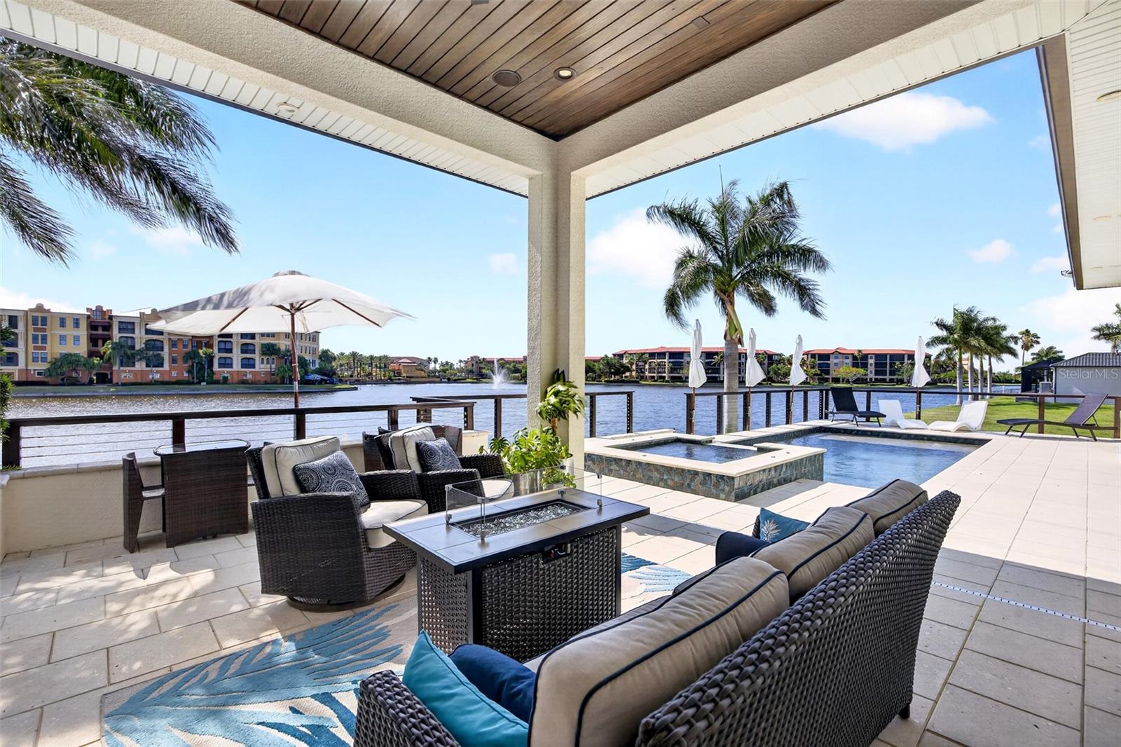 125 COLONY POINT DR, PUNTA GORDA, FL, 33950