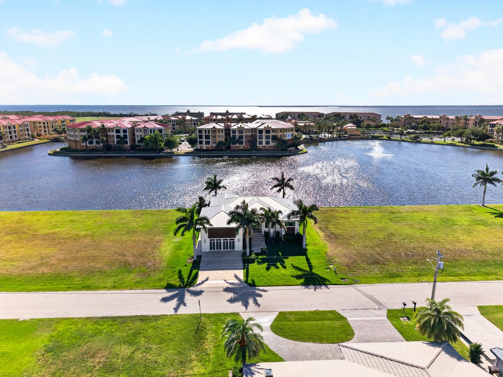 125 COLONY POINT DR, PUNTA GORDA, FL, 33950