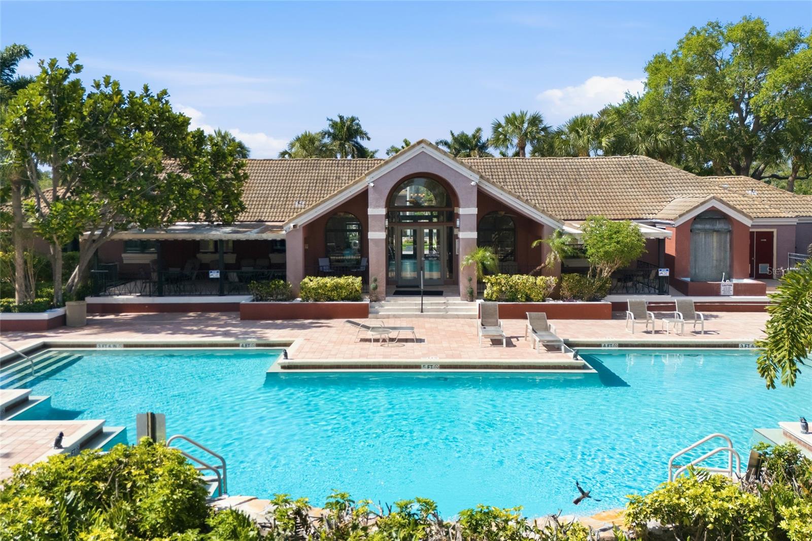 10265 GANDY BLVD N #1806, ST PETERSBURG, FL, 33702