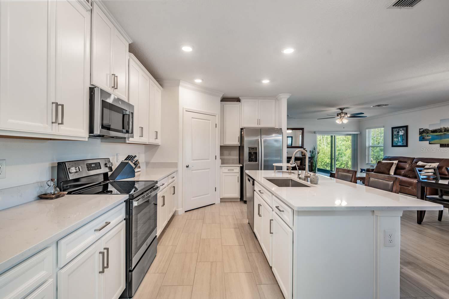 16595 SHELL BAY DR, LAND O LAKES, FL, 34638