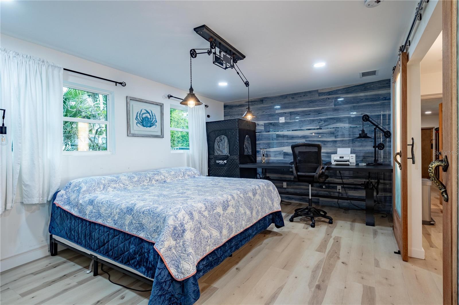 500 S RIVERSIDE DR, EDGEWATER, FL, 32132