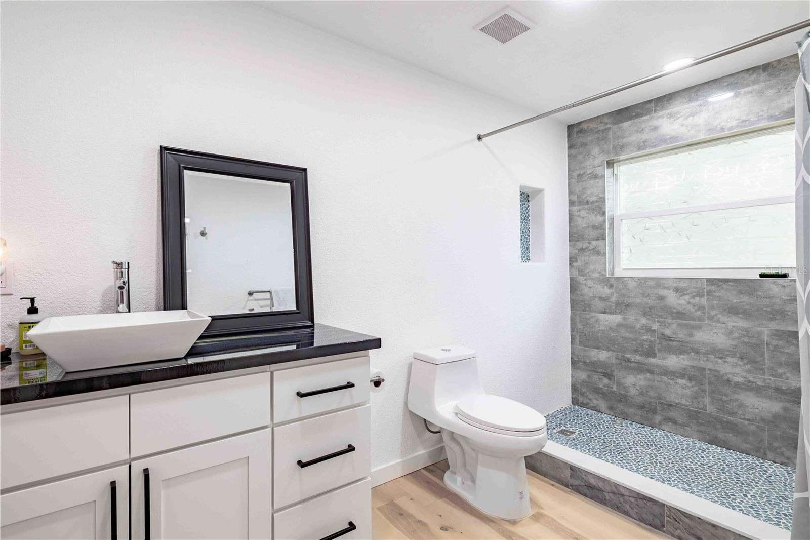 500 S RIVERSIDE DR, EDGEWATER, FL, 32132