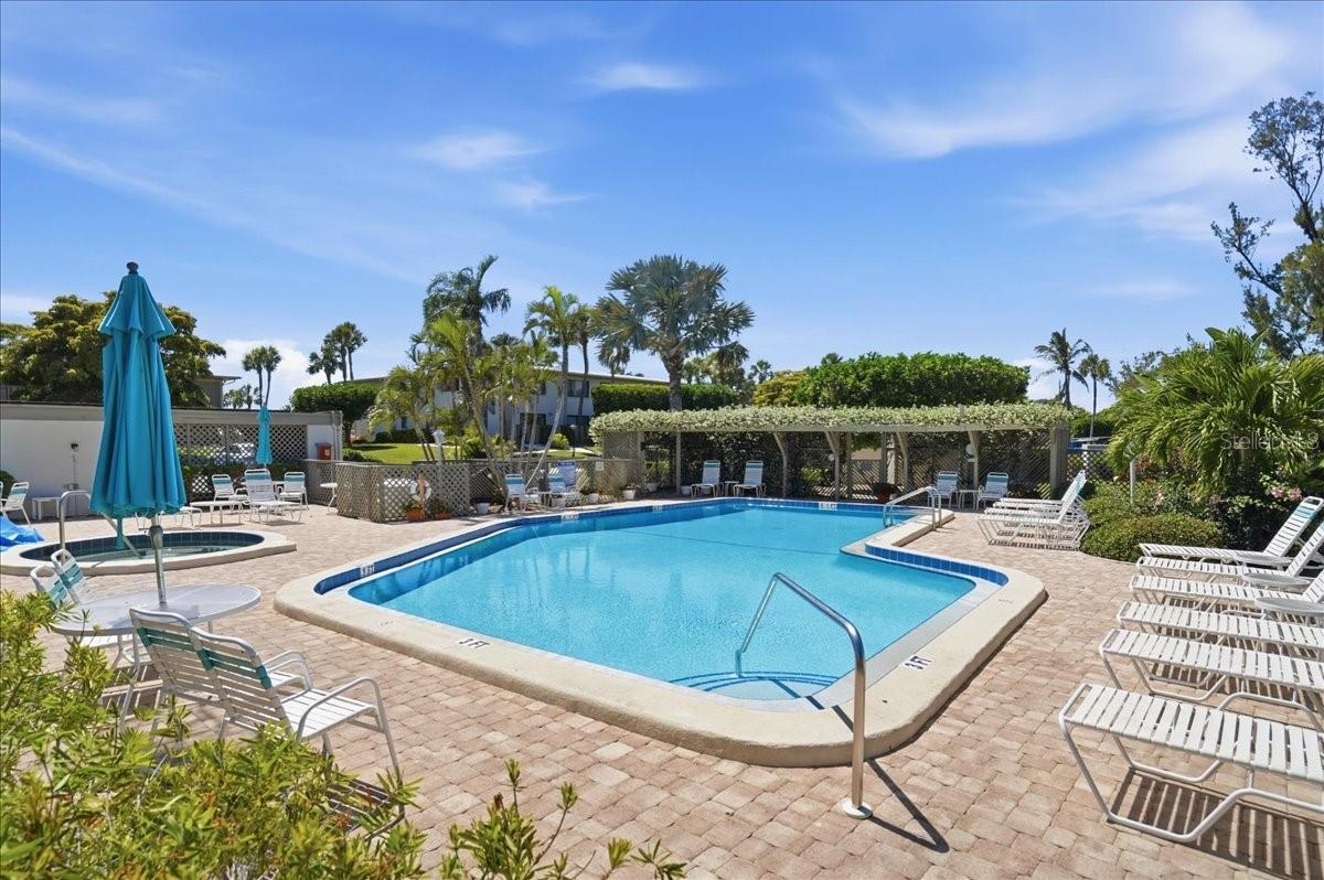 6500 FLOTILLA DR #212, HOLMES BEACH, FL, 34217