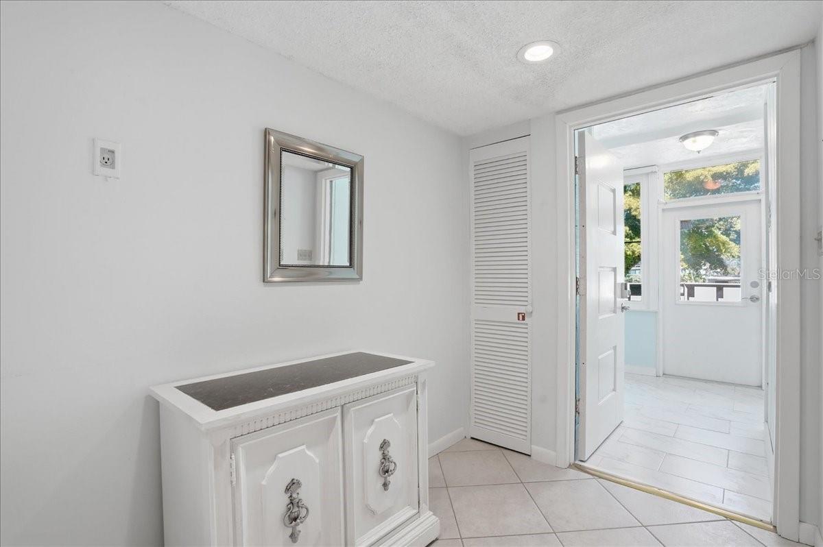 6500 FLOTILLA DR #212, HOLMES BEACH, FL, 34217