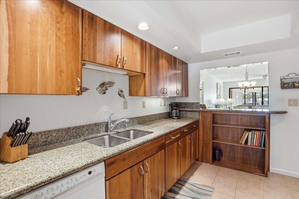 6500 FLOTILLA DR #212, HOLMES BEACH, FL, 34217