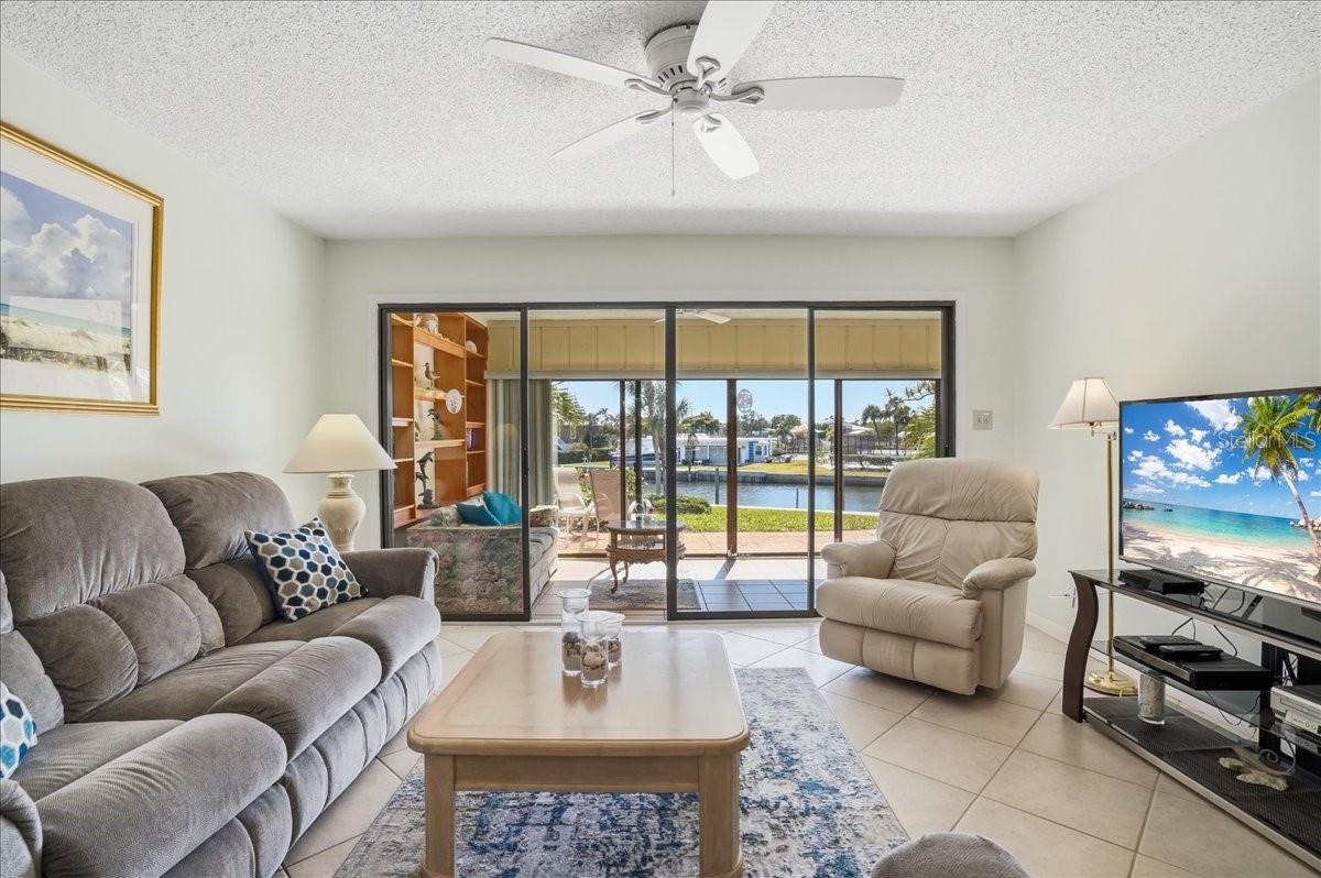 6500 FLOTILLA DR #212, HOLMES BEACH, FL, 34217