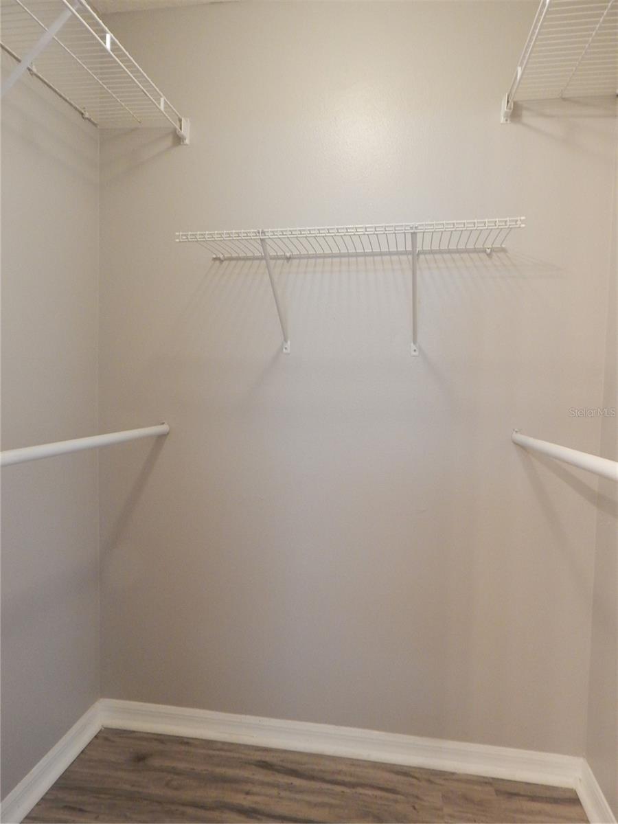 5827 MEADOWPARK PL, LITHIA, FL, 33547