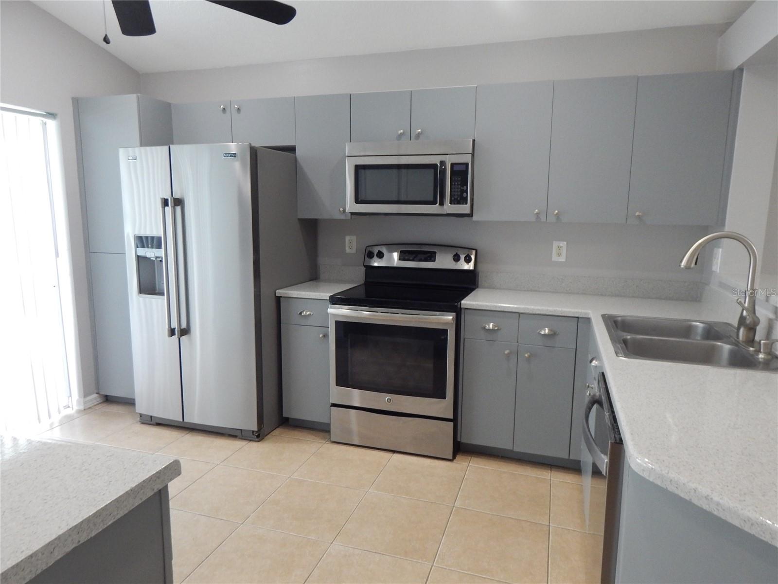 5827 MEADOWPARK PL, LITHIA, FL, 33547