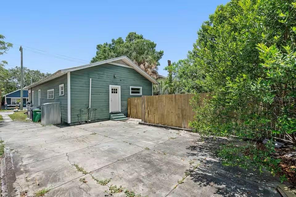 2213 E 3RD AVE, TAMPA, FL, 33605