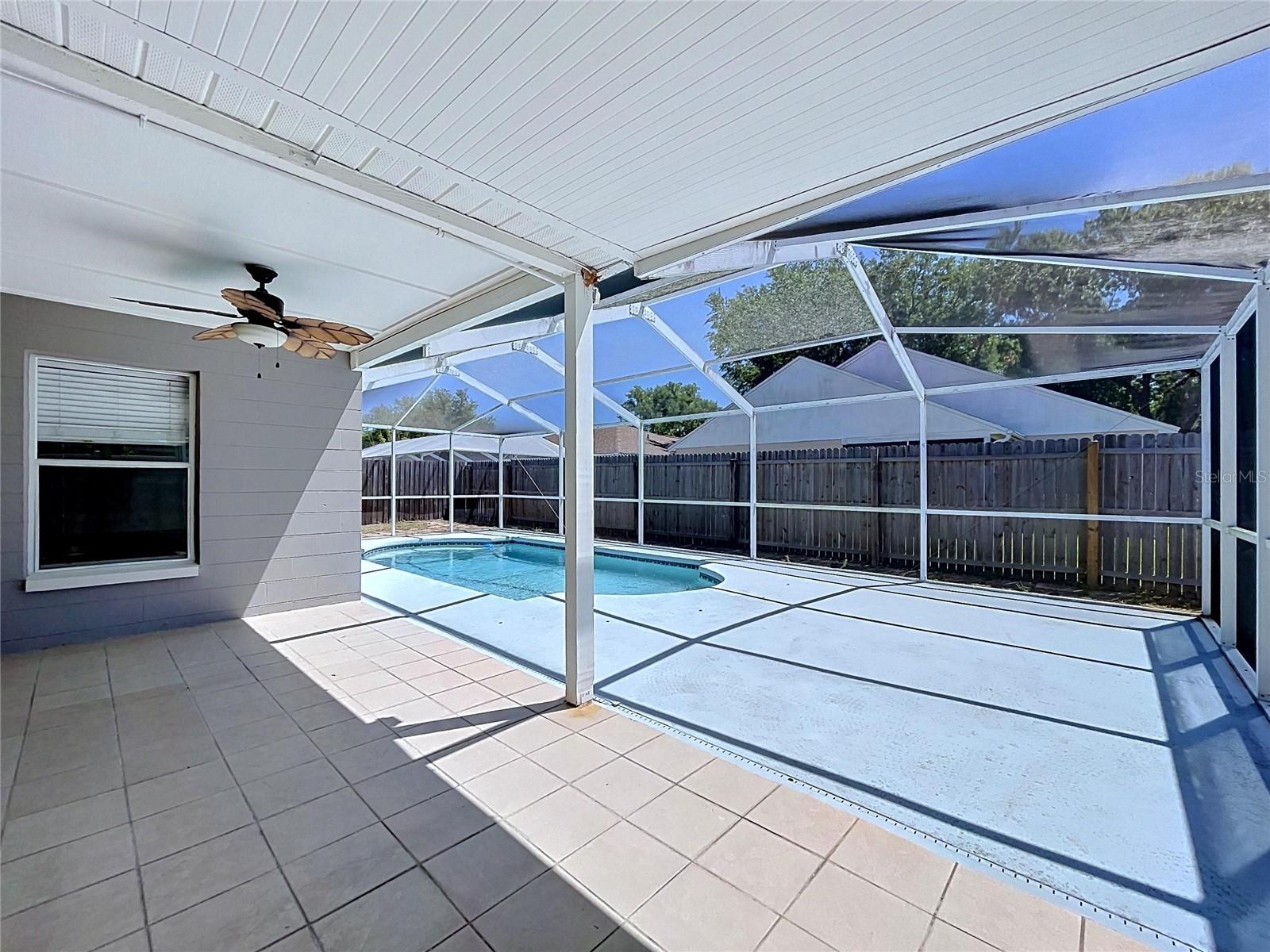 11027 STREAMSIDE DR, TAMPA, FL, 33624