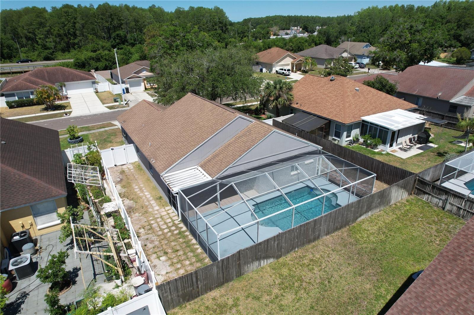 11027 STREAMSIDE DR, TAMPA, FL, 33624