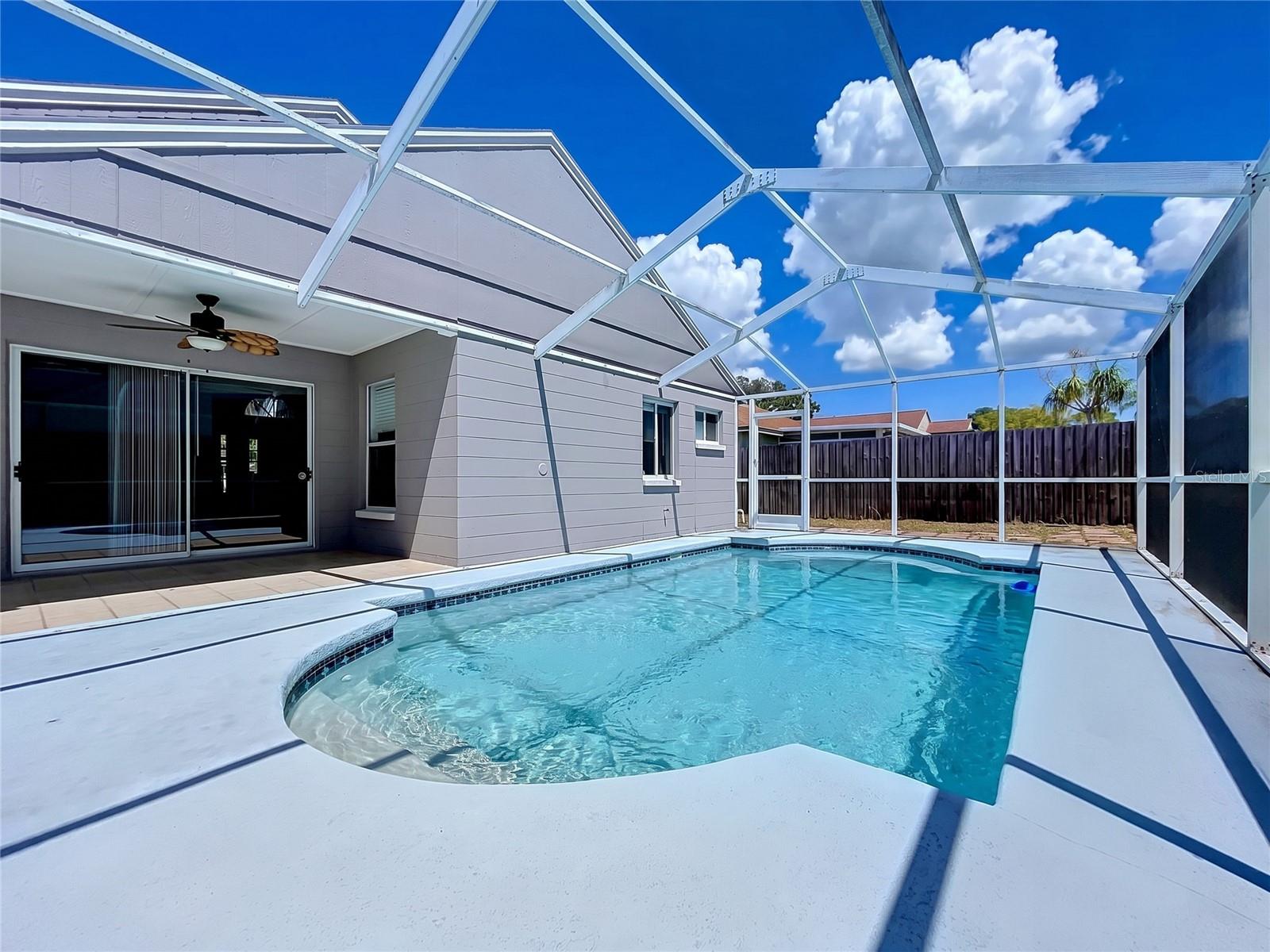 11027 STREAMSIDE DR, TAMPA, FL, 33624