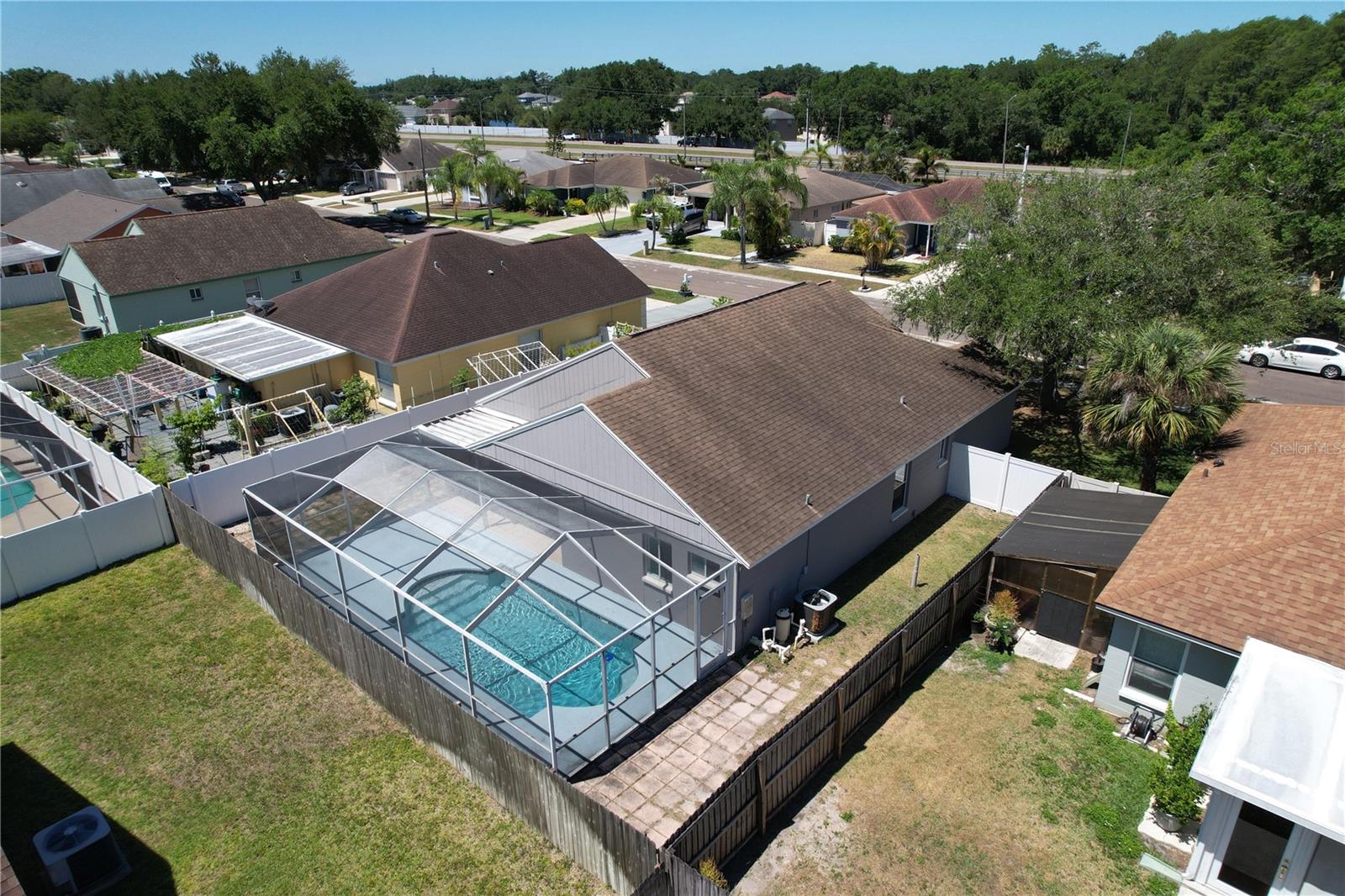 11027 STREAMSIDE DR, TAMPA, FL, 33624