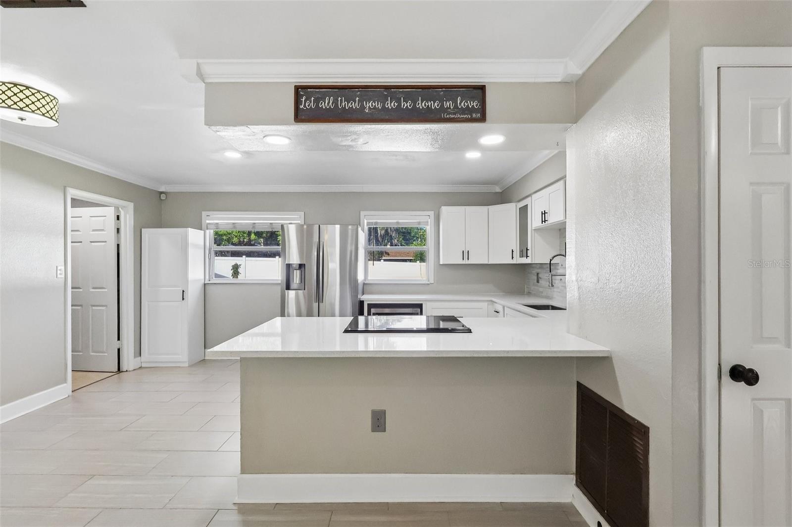 321 E 11TH AVE, MOUNT DORA, FL, 32757
